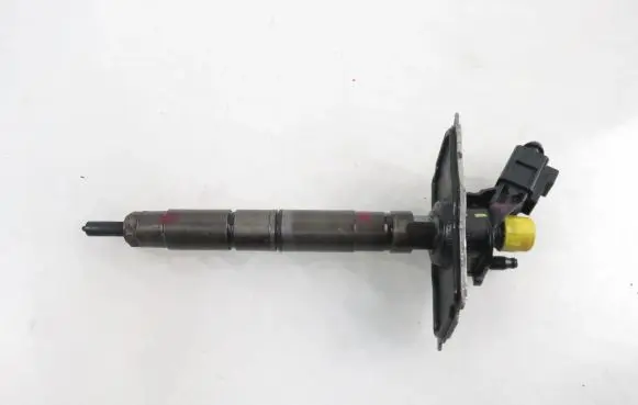 Audi A6 S6 C6 4F Fuel injector 0445115024 059130277S