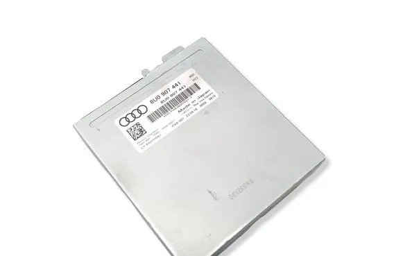 Audi Q3 8U Camera control unit module 8U0907441