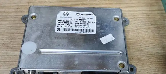 Mercedes-Benz C W203 Bluetooth control unit module A2118703226 UH03MM01RW DM70621452