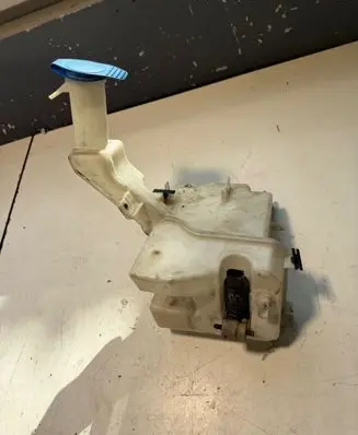 Volkswagen PASSAT B7 Windshield washer fluid reservoir/tank 3AA955453