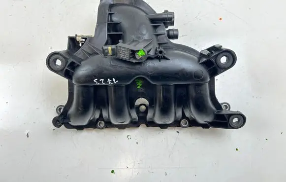 BMW 1 F20 F21 Intake manifold V7595077