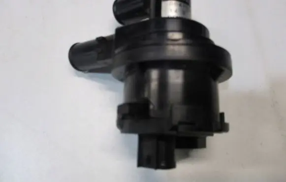 Lexus IS III XE30 Electric auxiliary coolant/water pump 0641001301