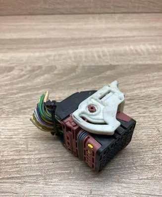 Peugeot 207 Plug wire 989951101
