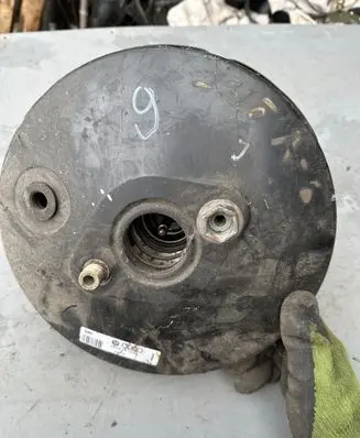 Audi A6 S6 C5 4B Brake booster 4B0612105