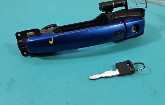 Suzuki SX4 Front door exterior handle IMPRK1537873