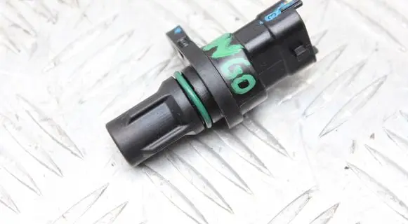 Toyota Aygo AB40 Crankshaft position sensor 0232103069
