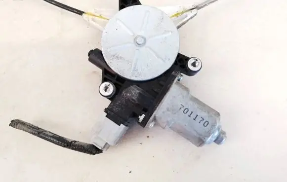 Honda FR-V Front door window regulator motor