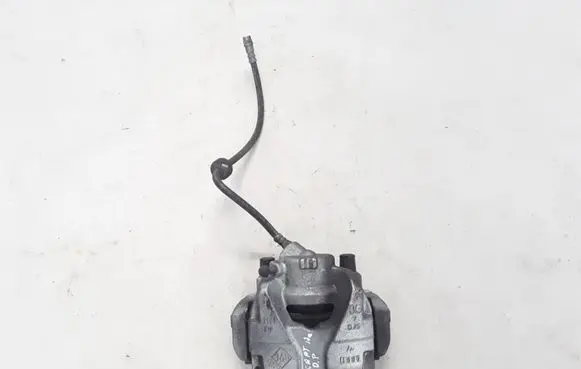 Renault Captur Front brake caliper 410004658R