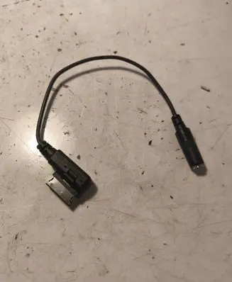 Mercedes-Benz GL X164 AUX in-socket connector B67824524 320993832