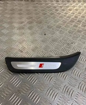 Audi Q5 SQ5 Rear sill trim cover 8R0853375C