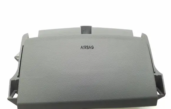 Knee airbag
