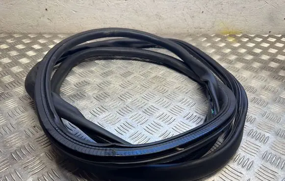 Toyota Proace Sliding door rubber seal 9808414780