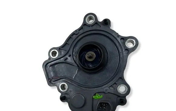 Toyota Auris E180 Water pump 