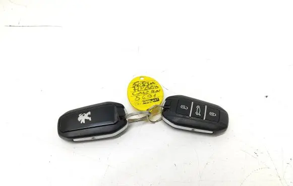 Peugeot 508 RXH Ignition key/card 