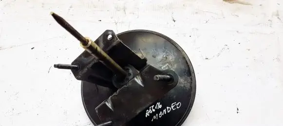 Renault Clio II Brake booster 2S712B195AF