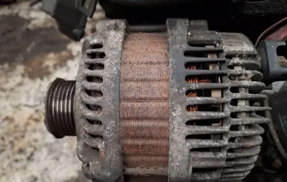 Renault Laguna III Generator/alternator 8200960533