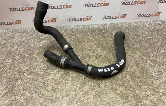 Mercedes-Benz S W220 Engine coolant pipe/hose
