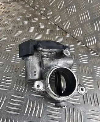 Volkswagen Jetta VI Throttle valve 04L128059K