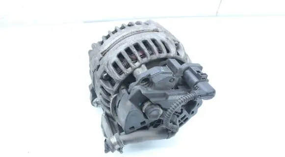 Volkswagen Golf Plus Generator/alternator 03F903023D