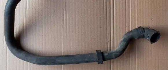 Toyota Corolla Verso E121 Engine coolant pipe/hose