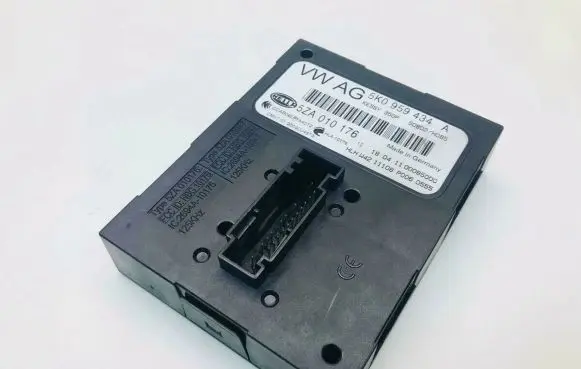 Volkswagen Golf VI Keyless (KESSY) go control unit/module 5K0959434A