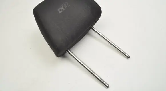 Volkswagen Tiguan Front seat headrest 