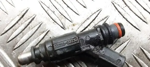 Toyota Corolla E120 E130 Fuel injector 232500D030 0280156019