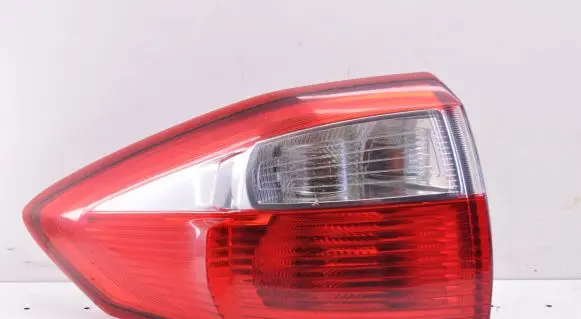 Ford C-MAX II Rear/tail lights AM5113405BF
