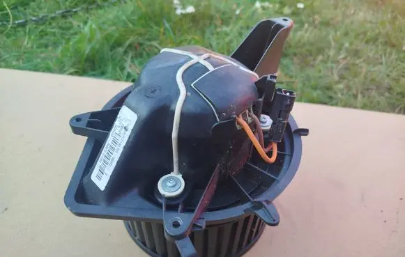 Heater fan/blower