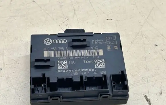 Audi A8 S8 D4 4H Door control unit/module 4H0959795A