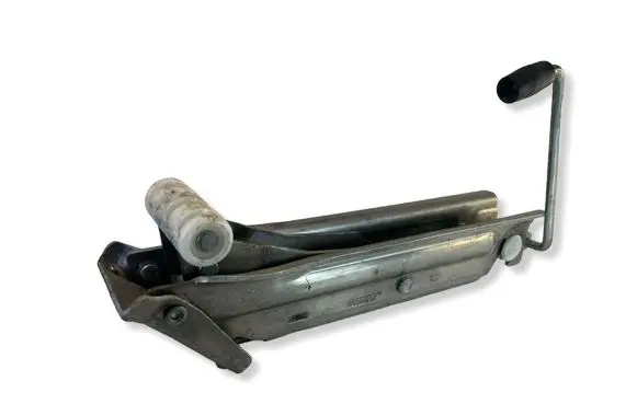 Audi A6 S6 C6 4F Lift Jack 4F0011031