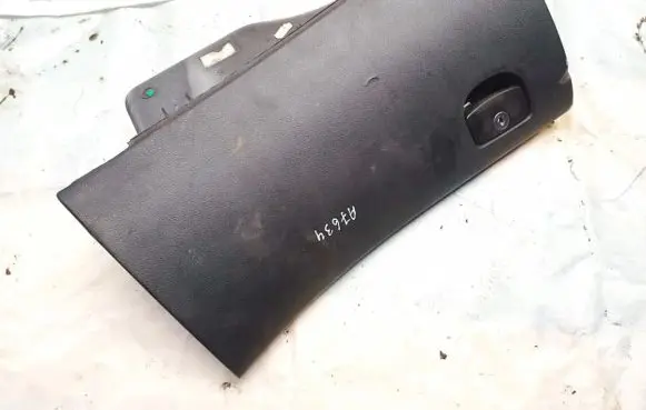 Peugeot 607 Glove box 1842807016 9633059077