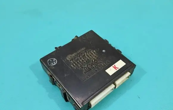 Lexus RX 330 - 350 - 400H Central body control module 8994048050 IMPRK1600571