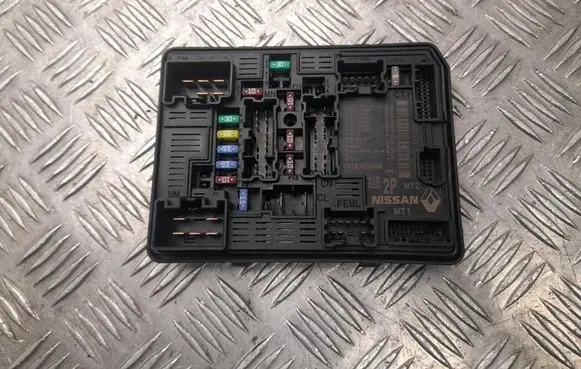 Dacia Jogger Fuse box set 284B76520R