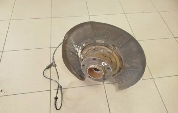 BMW 5 GT F07 Rear wheel hub 6780066