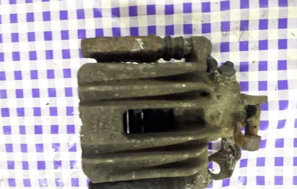Volkswagen New Beetle Rear brake caliper