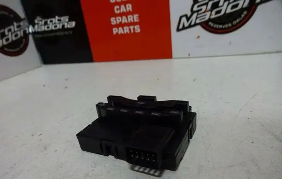 Volkswagen Jetta V Steering angle sensor 1K0959654