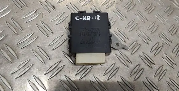 Toyota C-HR I Window wiper relay 85940F4010