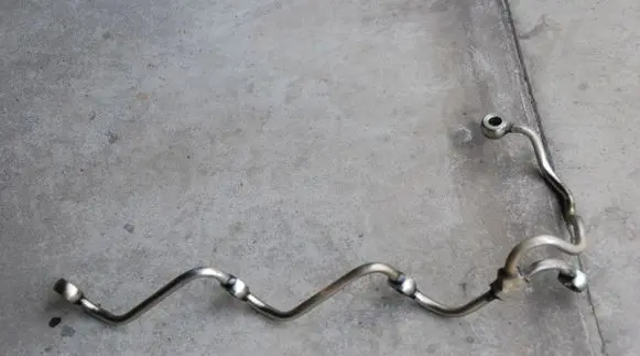 Mitsubishi L200 Fuel line pipe 136KM 2008R