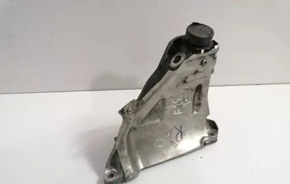 BMW X5 F15 Engine mounting bracket 6864614