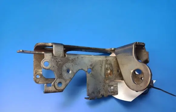 Mercedes-Benz E W212 other engine part A6512231341
