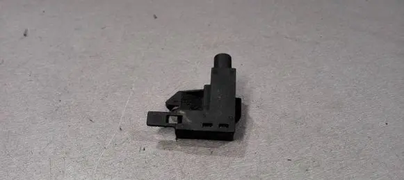 Volkswagen PASSAT B5.5 Hand parking brake sensor 1J0947561