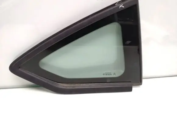 Citroen C4 I Rear side window D9646730880 43R001583 AS2M3232DOT682