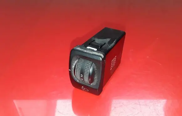 Hyundai Trajet Headlight level height control switch 933703A000