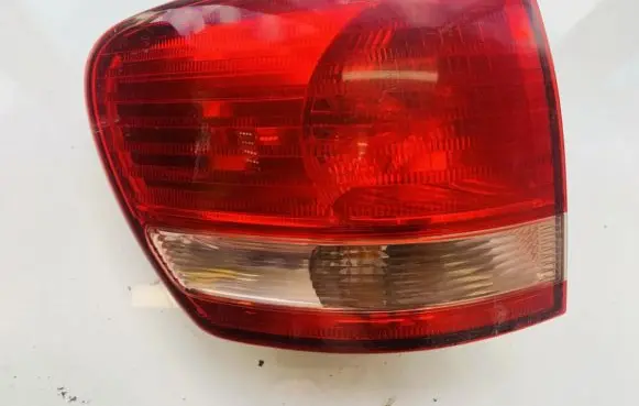 Toyota Avensis Verso Rear/tail lights