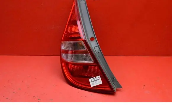 Hyundai i30 Rear/tail lights 924012L0