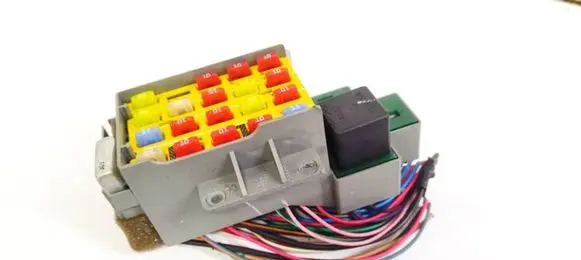 Chrysler PT Cruiser Fuse box set P04795188AB 188AB