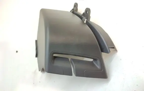 BMW 3 E92 E93 Seat belt trim 7139457
