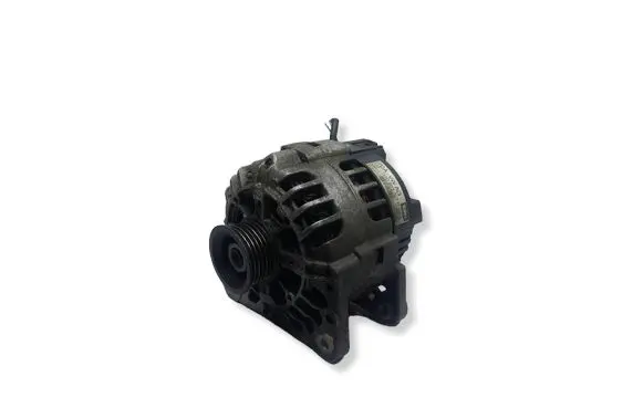 Volkswagen Polo Generator/alternator 03D903025HKASACJA 03D903025H
