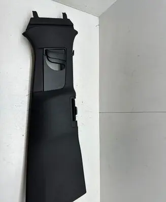 Volvo XC60 (B) pillar trim (top) 32132589 32132591 31479434